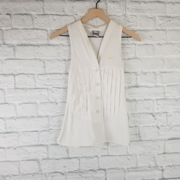 Nike Tops - NIKE| Cream Colored Pleated Tennis Tank Top Size L